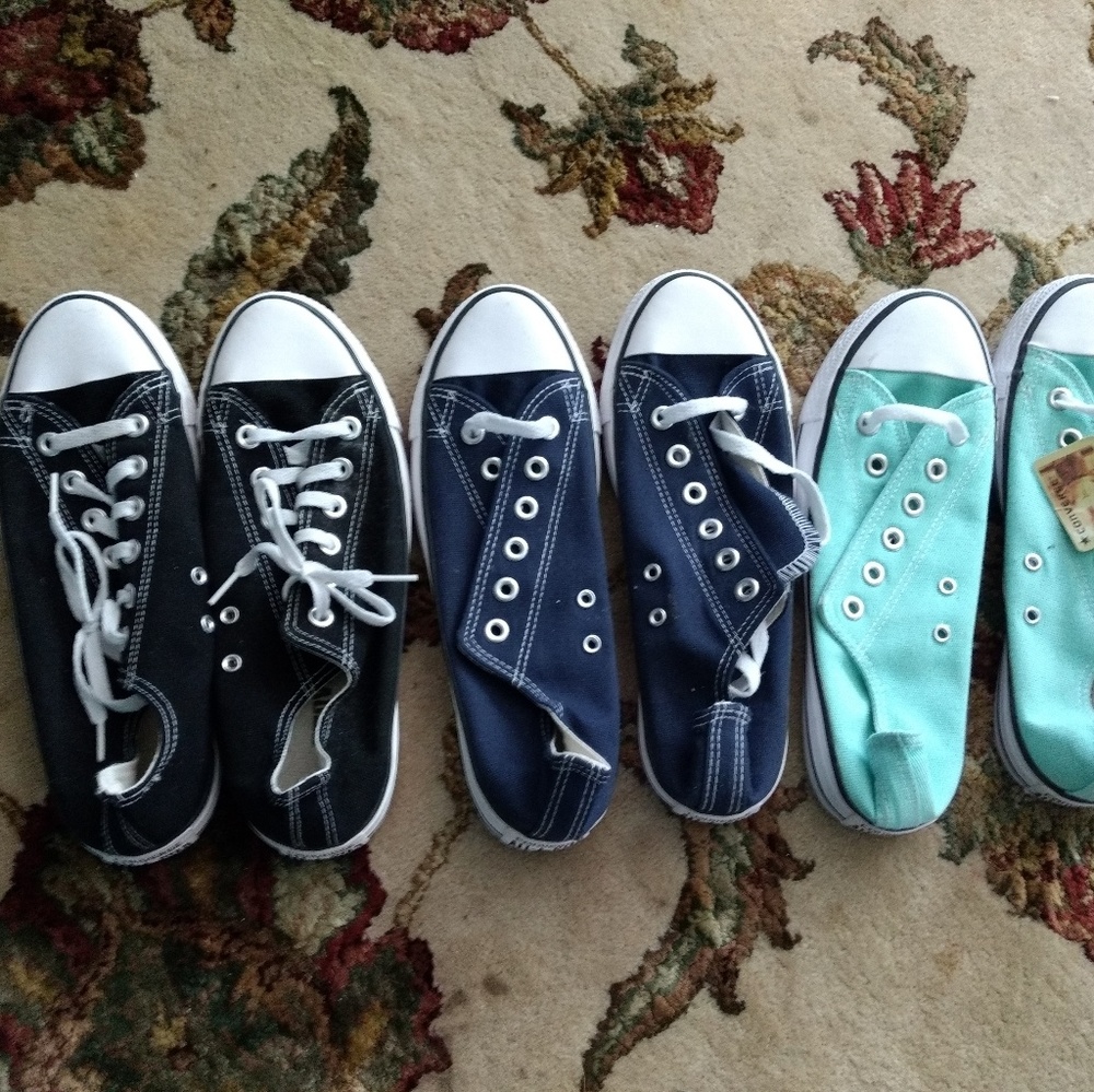 Sz 8.5-3 pair Converse Chuck Taylor's (2 pair NEW)